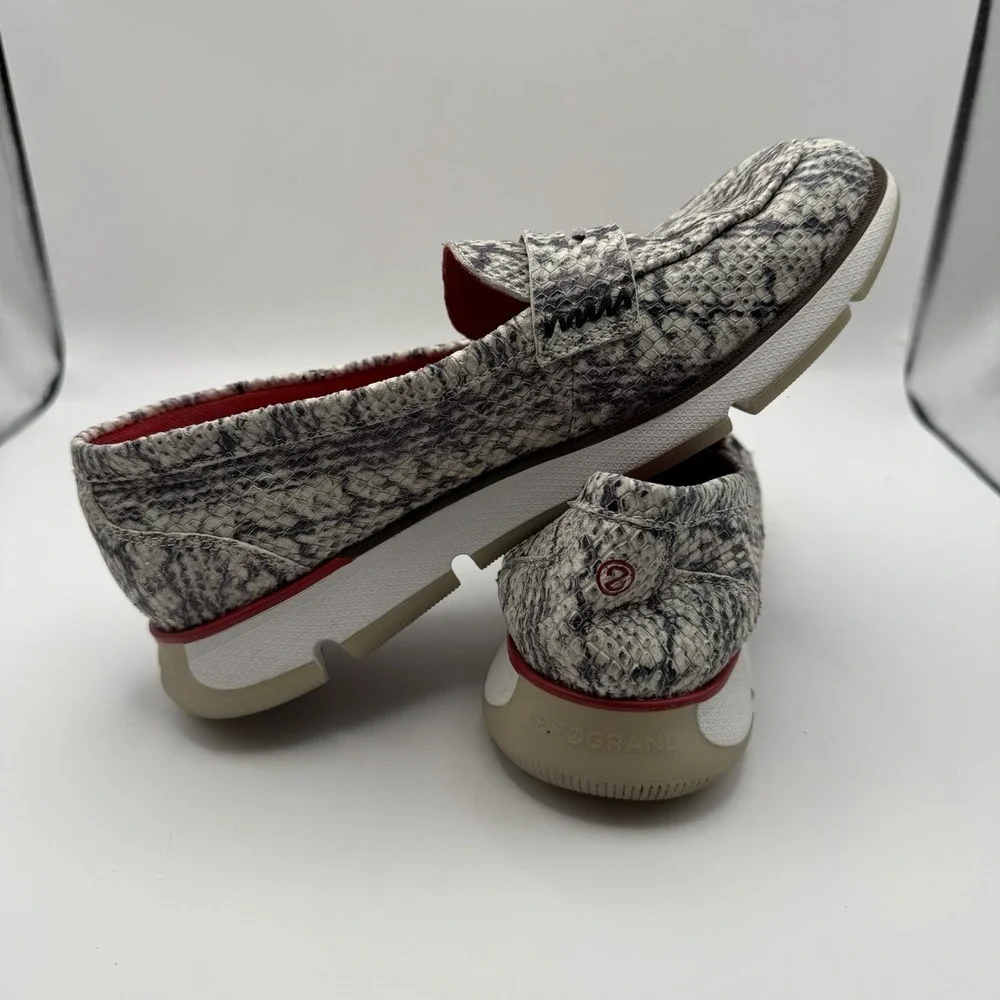 Cole Haan Zerogrand Black White Snakeskin Penny Loafer Women's Sz 8 B